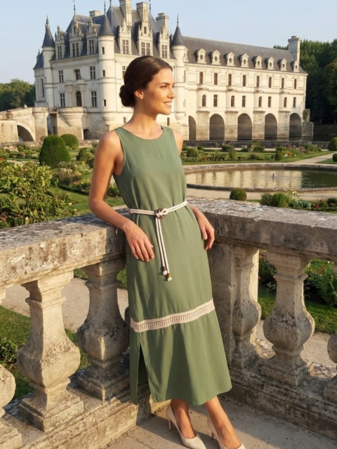 Vestido Midi Verde Sálvia com Faixa Teodoro Salazar